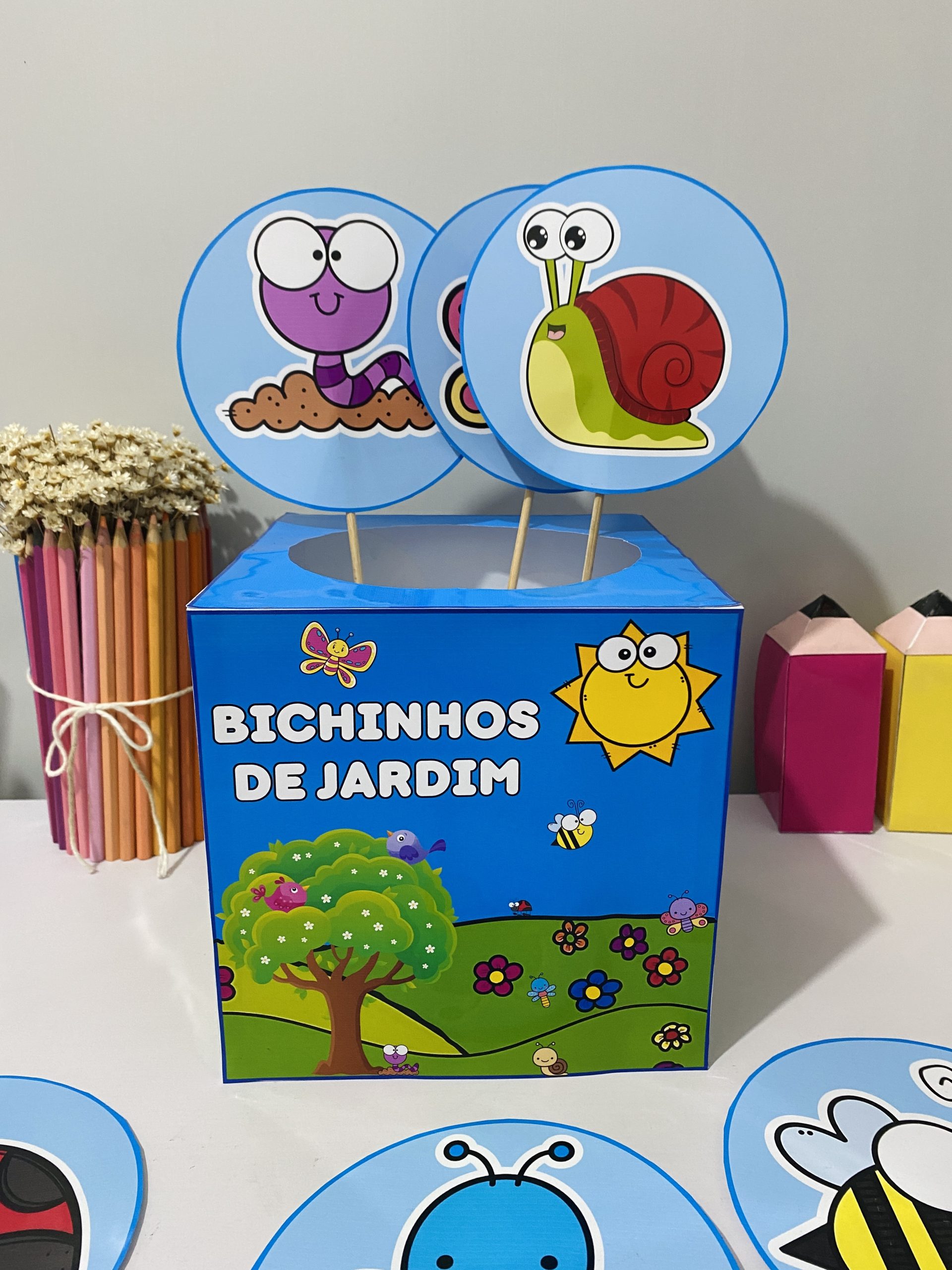 Caixa Bichinhos de Jardim