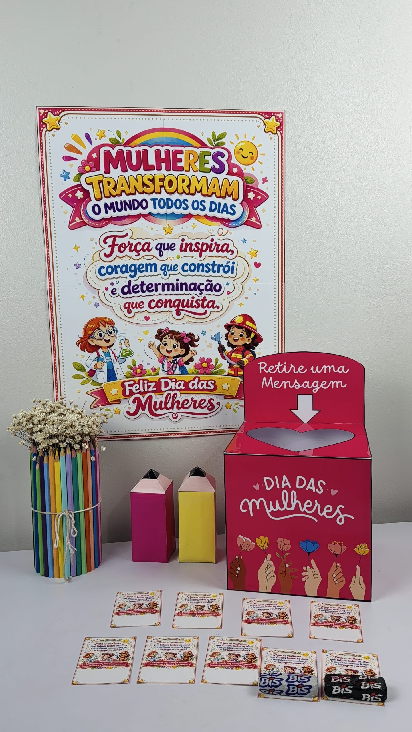 KIT DIA DAS MULHERES – PAINEL + CAIXA INTERATIVA + MENSAGENS