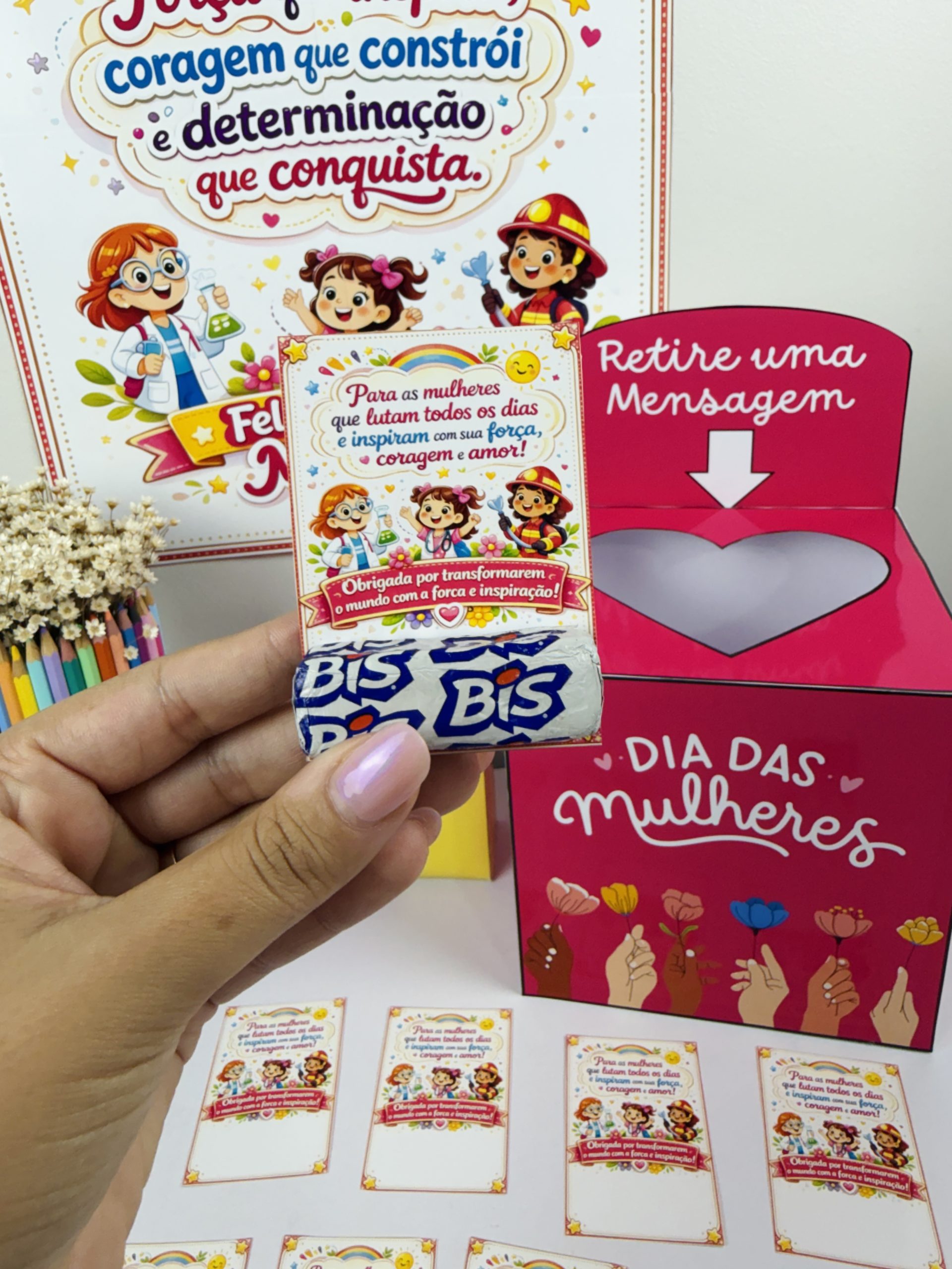 KIT DIA DAS MULHERES – PAINEL + CAIXA INTERATIVA + MENSAGENS - Imagem 2